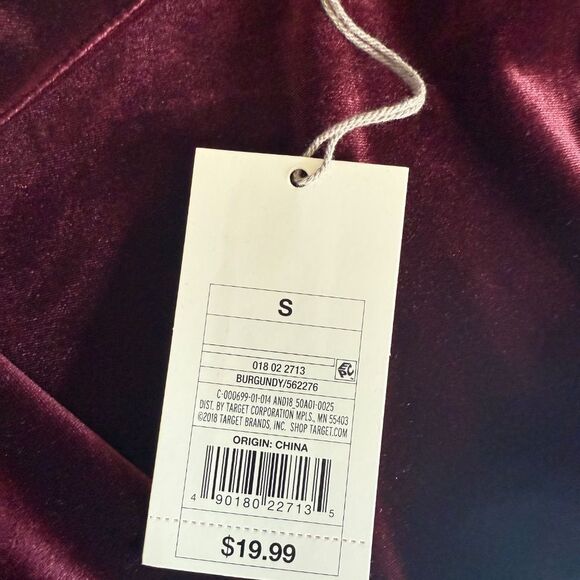 A New Day Faux Velvet Small Brand New With Tags Non Smoking - Picture 7 of 9